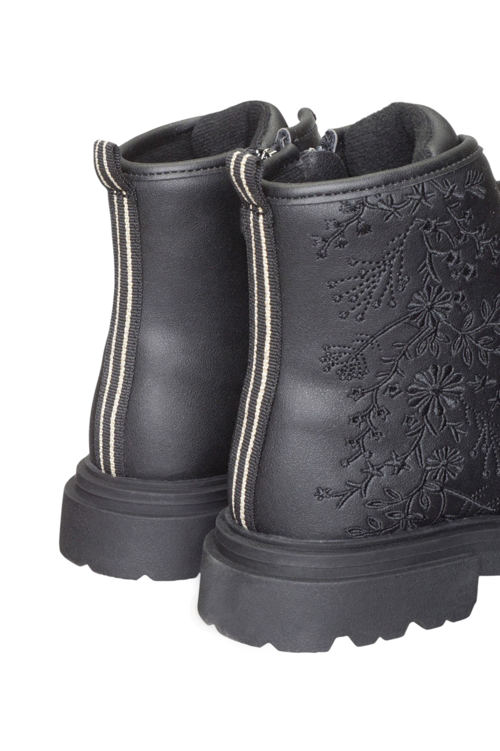 Ботинки дев. АРТ.8977300,чер,и.к/тек